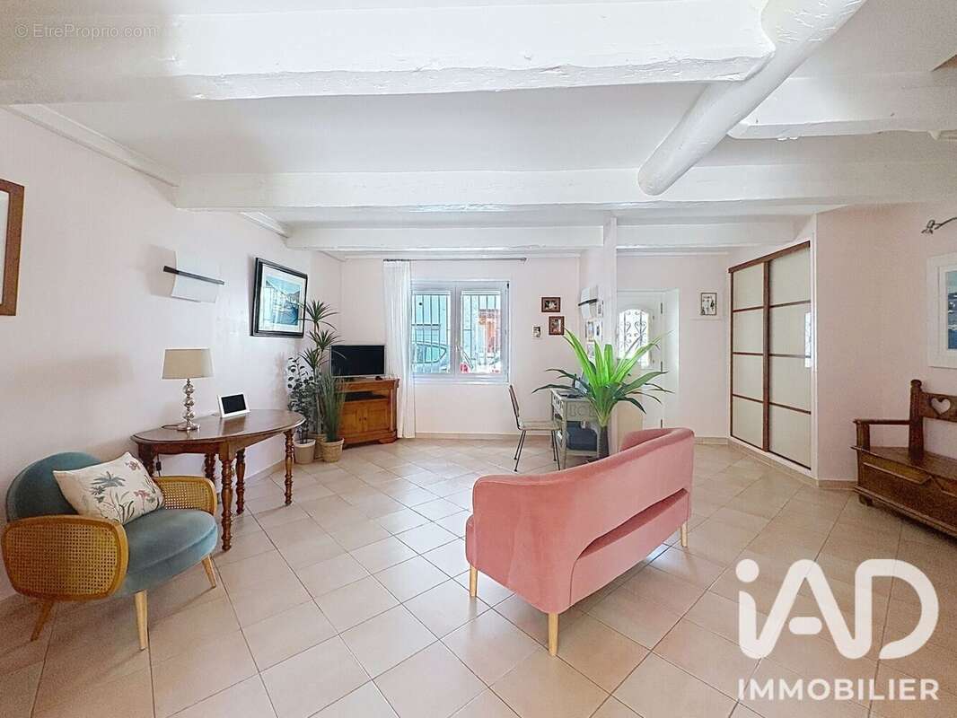 Photo 3 - Maison à MARSEILLE-10E