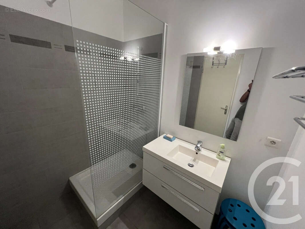 Appartement 25 m² à Santa-Lucia-Di-Moriani  - photo 13
