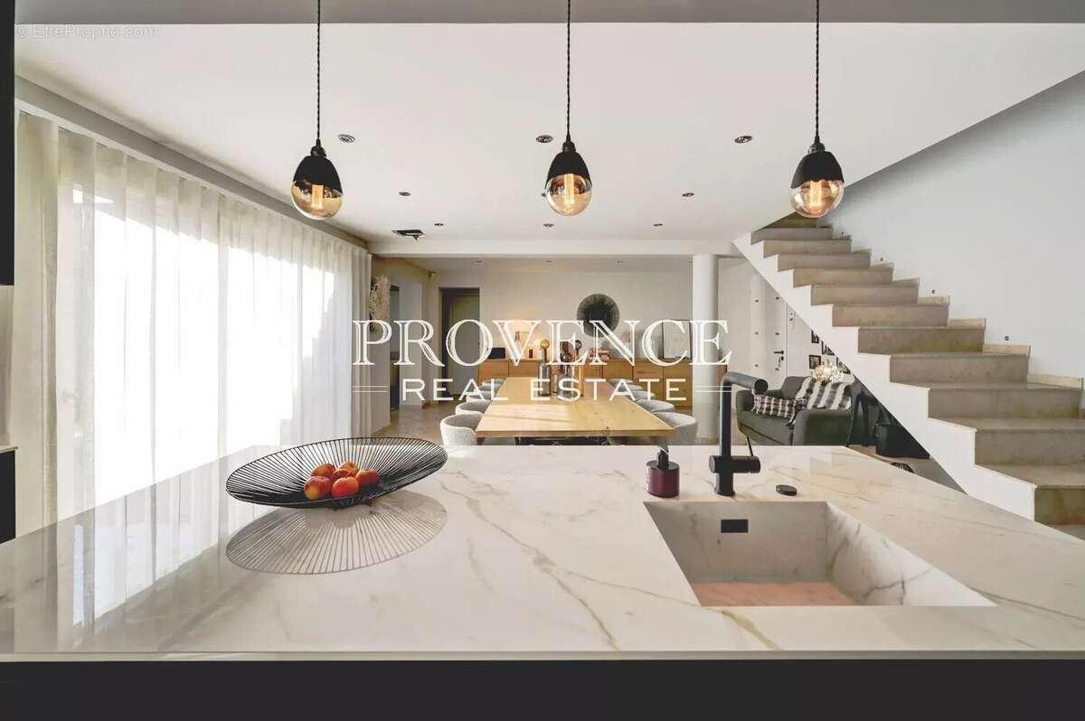 Maison à MARSEILLE-11E