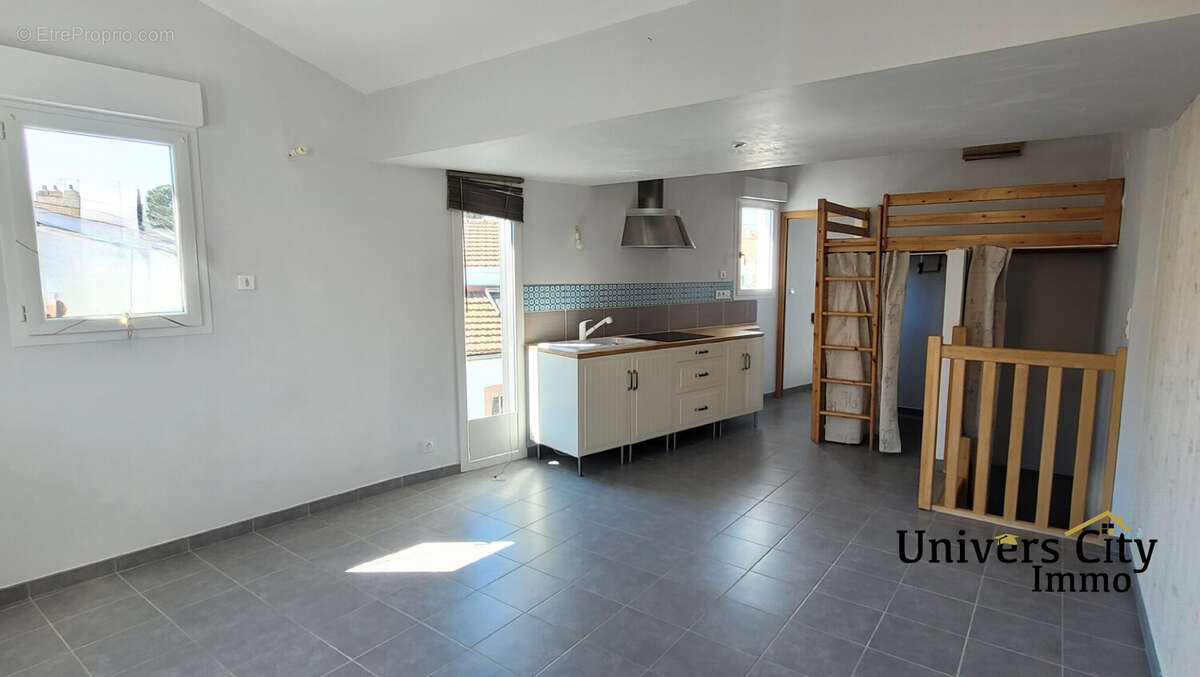 Appartement à REZE