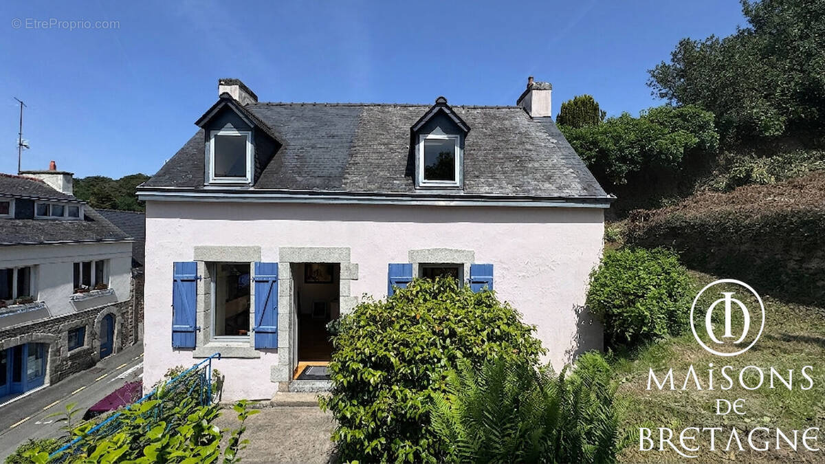 Maison à PONT-AVEN