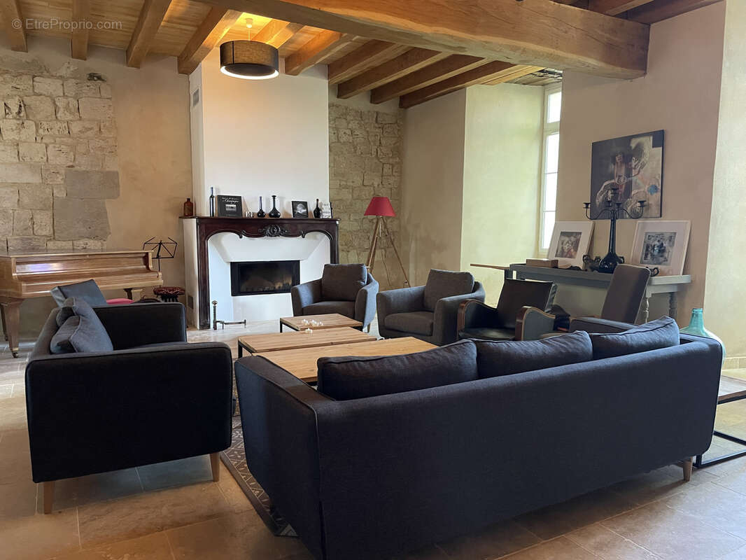 Maison de maître dans un village pittoresque du Gers - photo 7