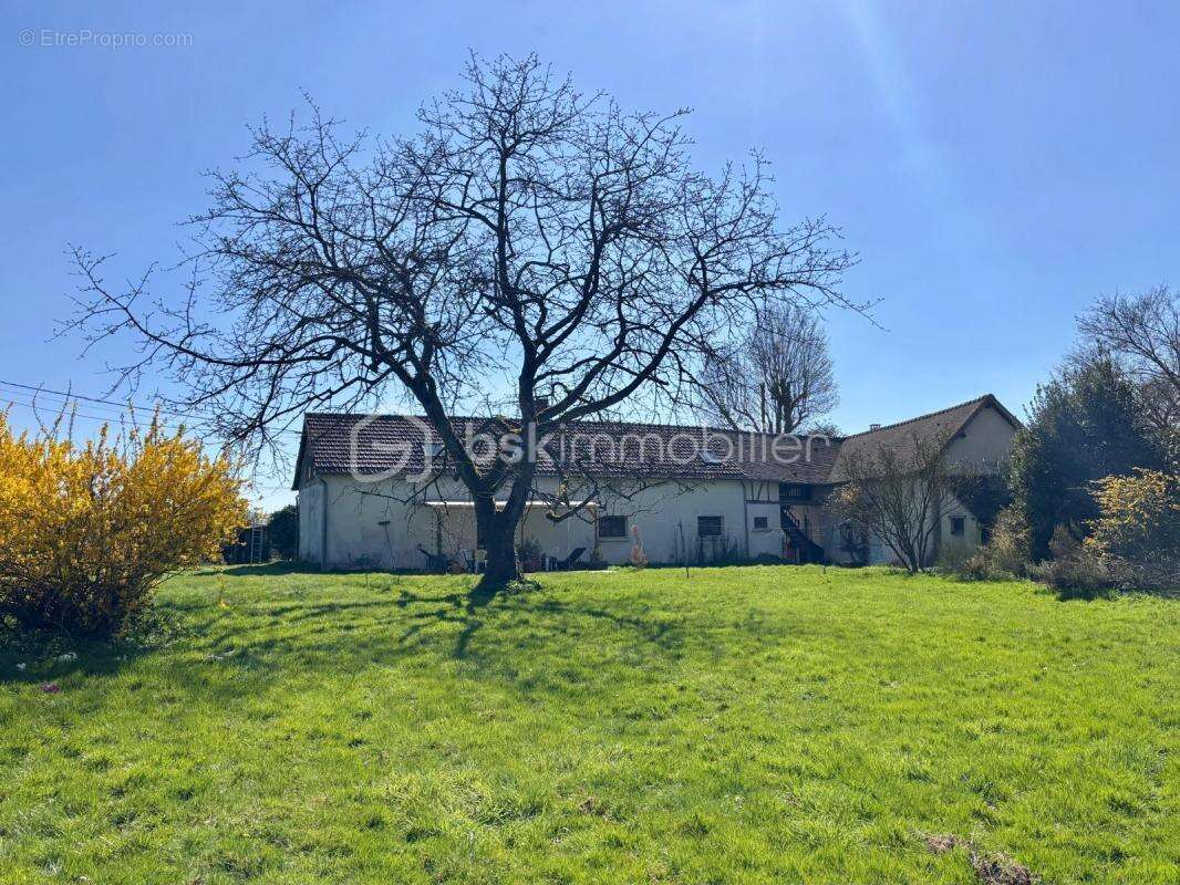 Maison à SAINT-CREPIN-IBOUVILLERS