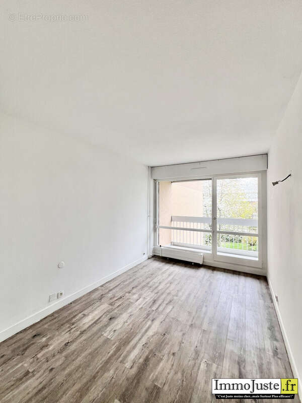 Appartement à ELANCOURT