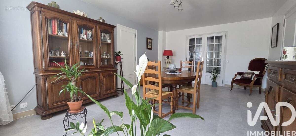 Photo 3 - Appartement à PARAY-LE-MONIAL