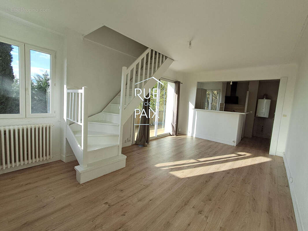 Maison à CHATELLERAULT