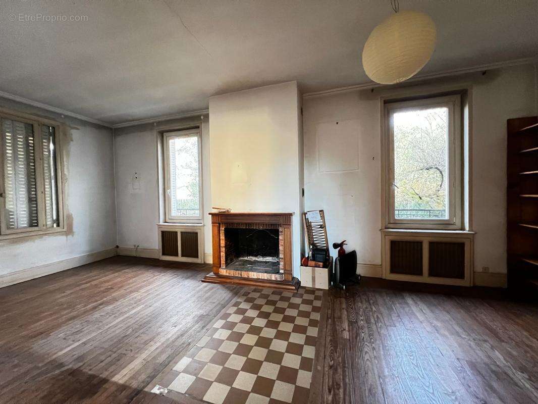 Maison à FRANCHEVILLE