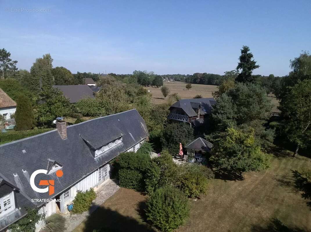 Maison à SAINT-OUEN-DE-THOUBERVILLE