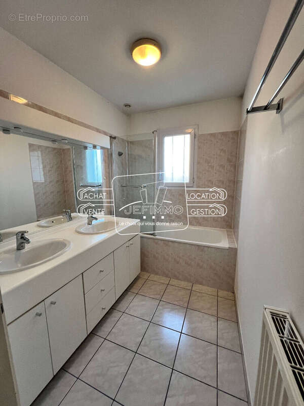 Maison à LE LOROUX-BOTTEREAU