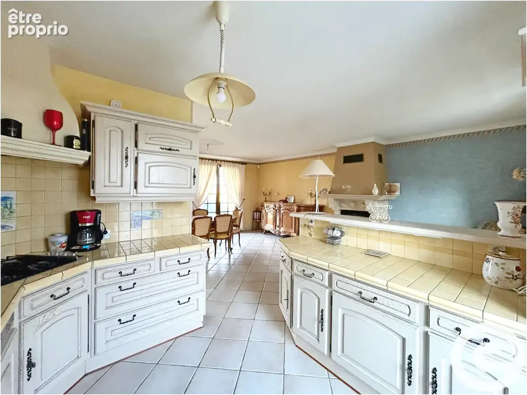 Maison familiale 5 pièces - 112.63m2   1977   Saint Martin-du-Tertre - photo 4