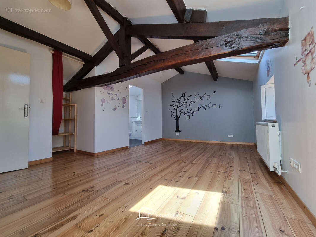 Maison 185m2 habitables - photo 7