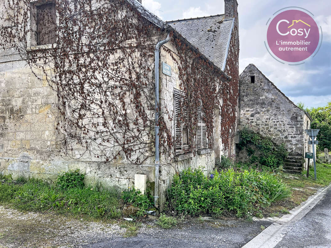 Maison à SAINT-REMY-BLANZY