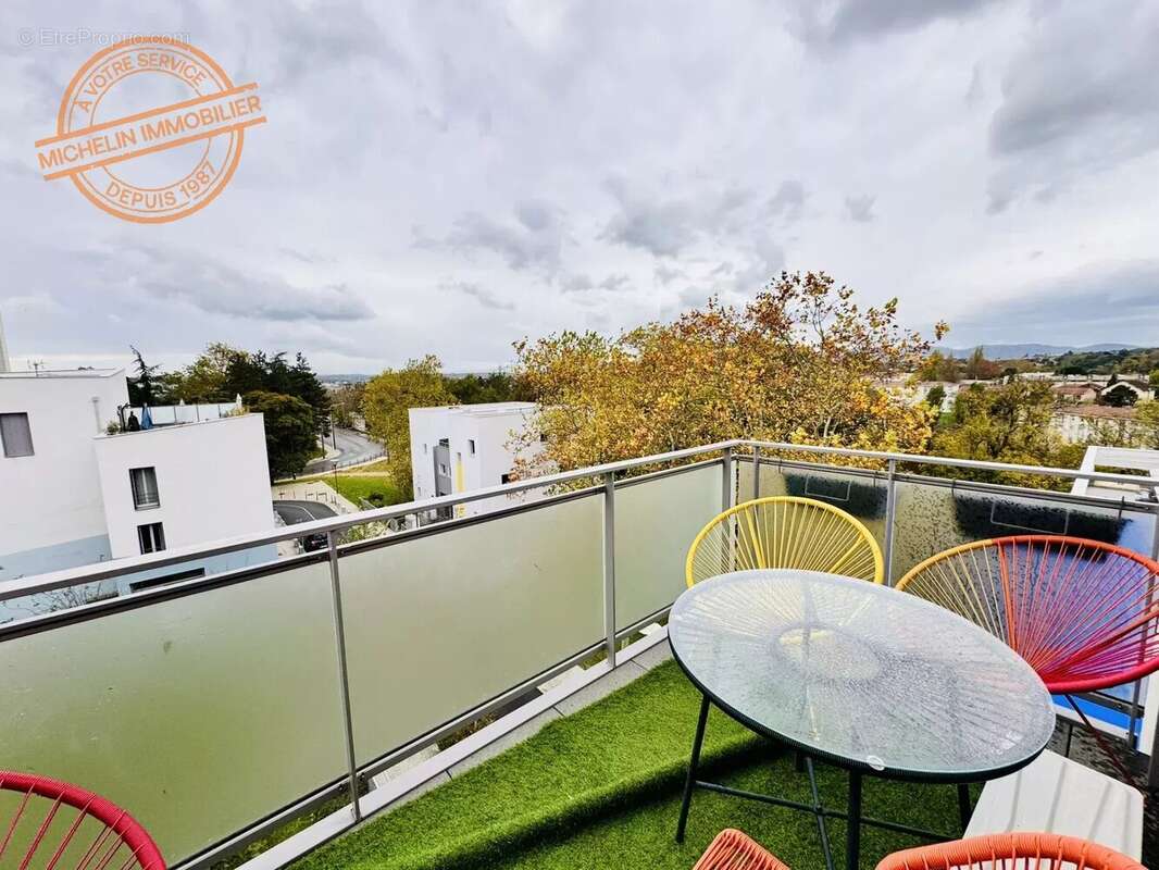 Appartement à LYON-9E