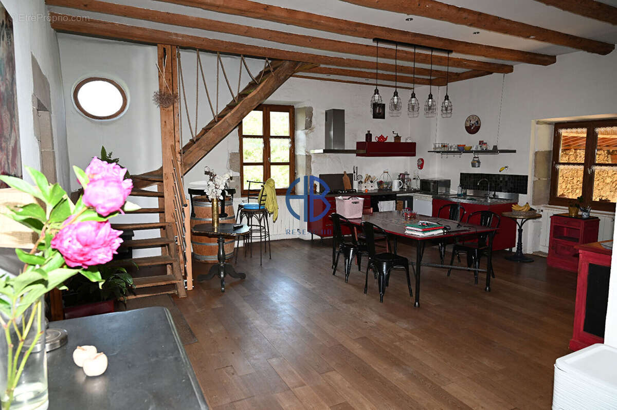 Maison à CROZES-HERMITAGE