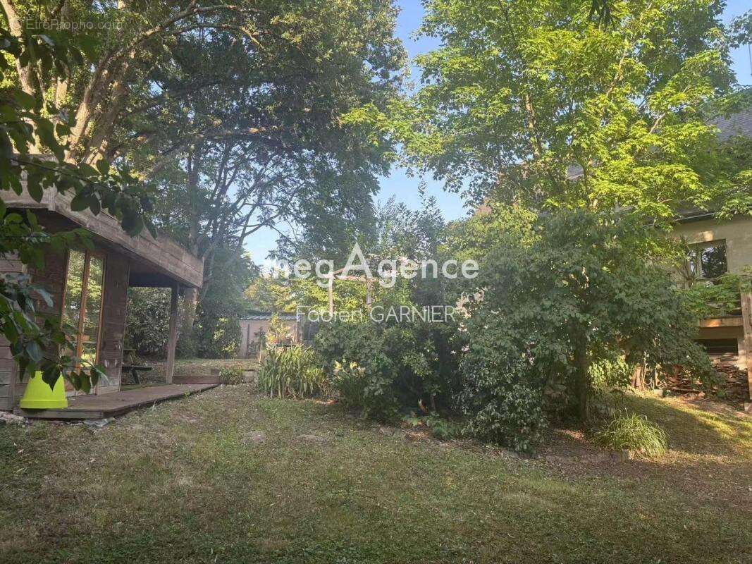 Maison à LES PONTS-DE-CE