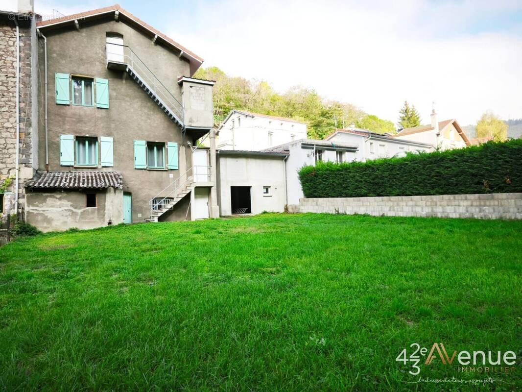 Maison à LA RICAMARIE