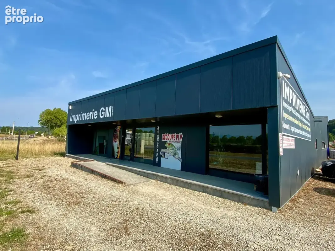 Photo 1 - Commerce à VILLENEUVE-DE-RIVIERE