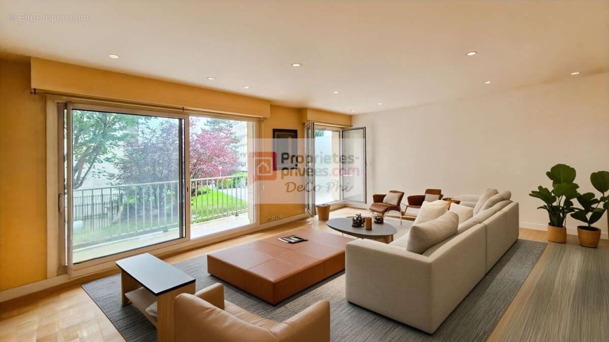 Appartement à VERSAILLES