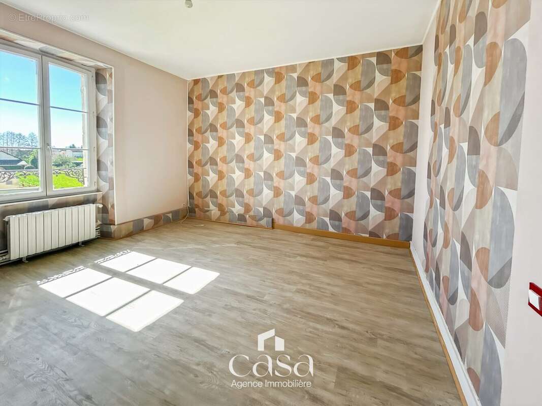 Maison à MOULINS-SUR-ORNE