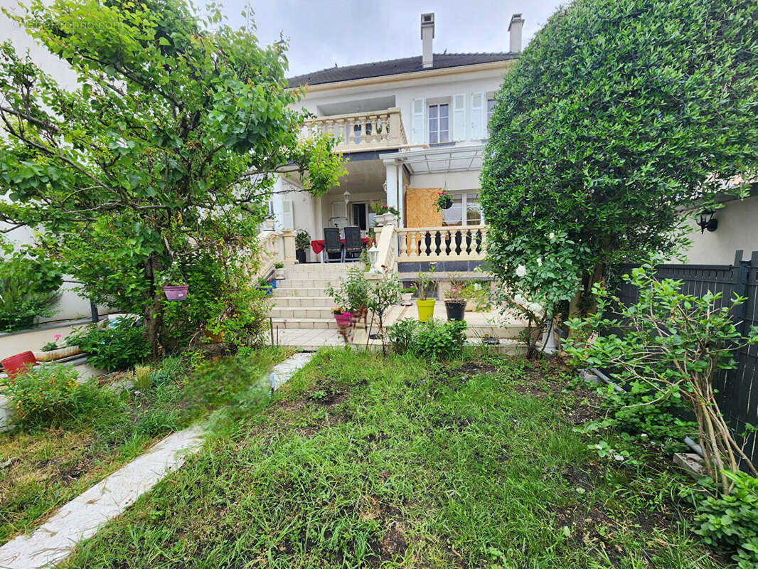 Maison à COLOMBES