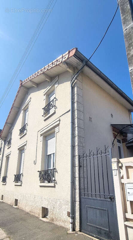 Maison à HOUILLES