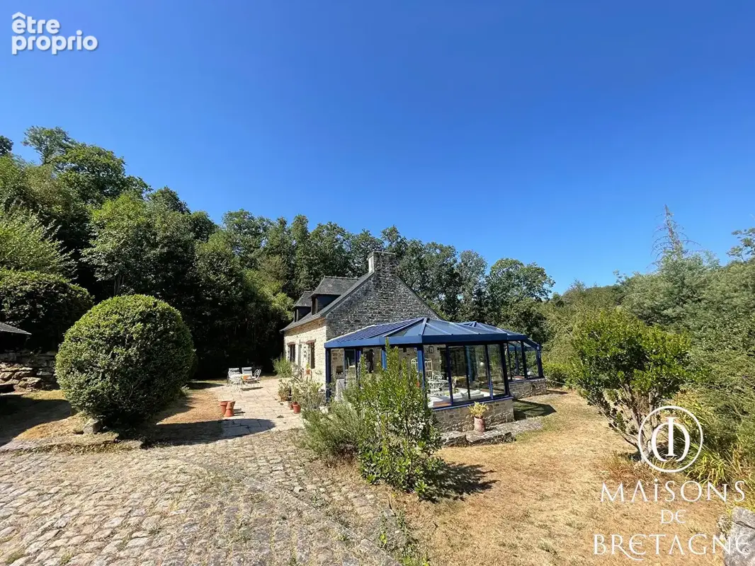 Maison et dépendance à Bannalec, sur un terrain de 1,7 hectare. - photo 7