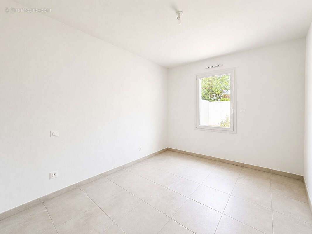 Maison neuve 3 pièces à vendre à Aytré - Calme et Confort au Sud-Ouest - photo 3