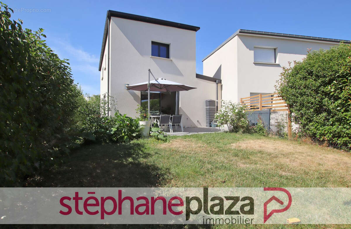 Maison à CHATEAUBOURG