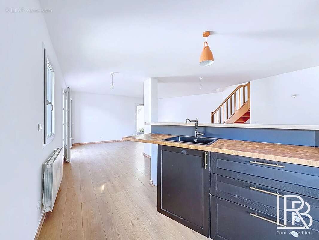 Maison à MARSEILLE-7E