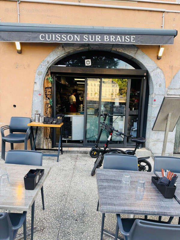 Grenoble murs commerciaux de restaurant emplacement exceptionnel - photo 6