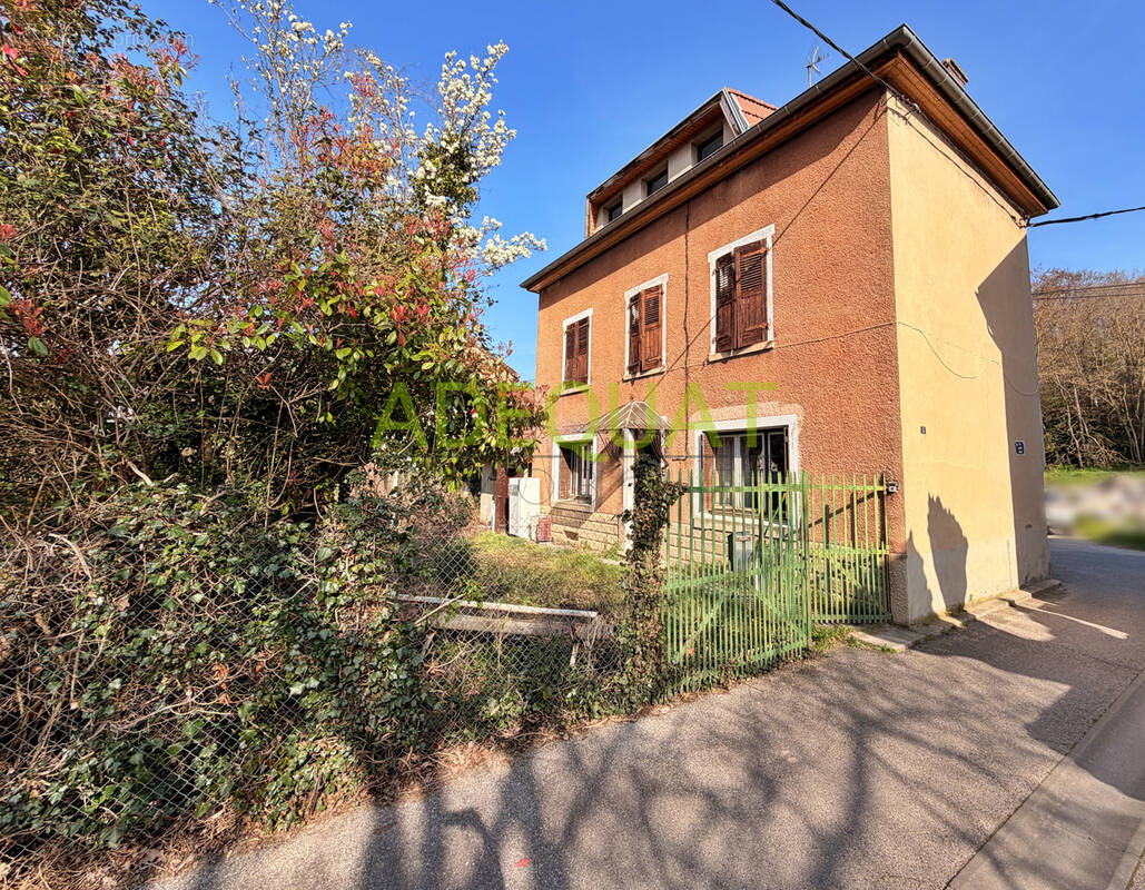 Maison à BOURGOIN-JALLIEU