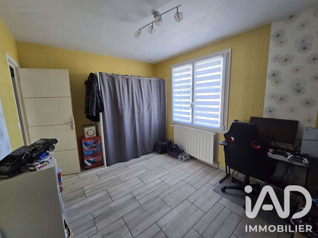Photo 6