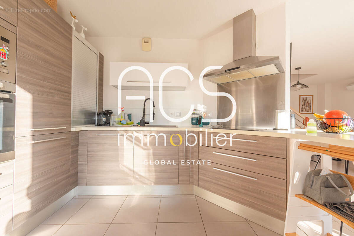 Maison à CHATEAUNEUF-LES-MARTIGUES