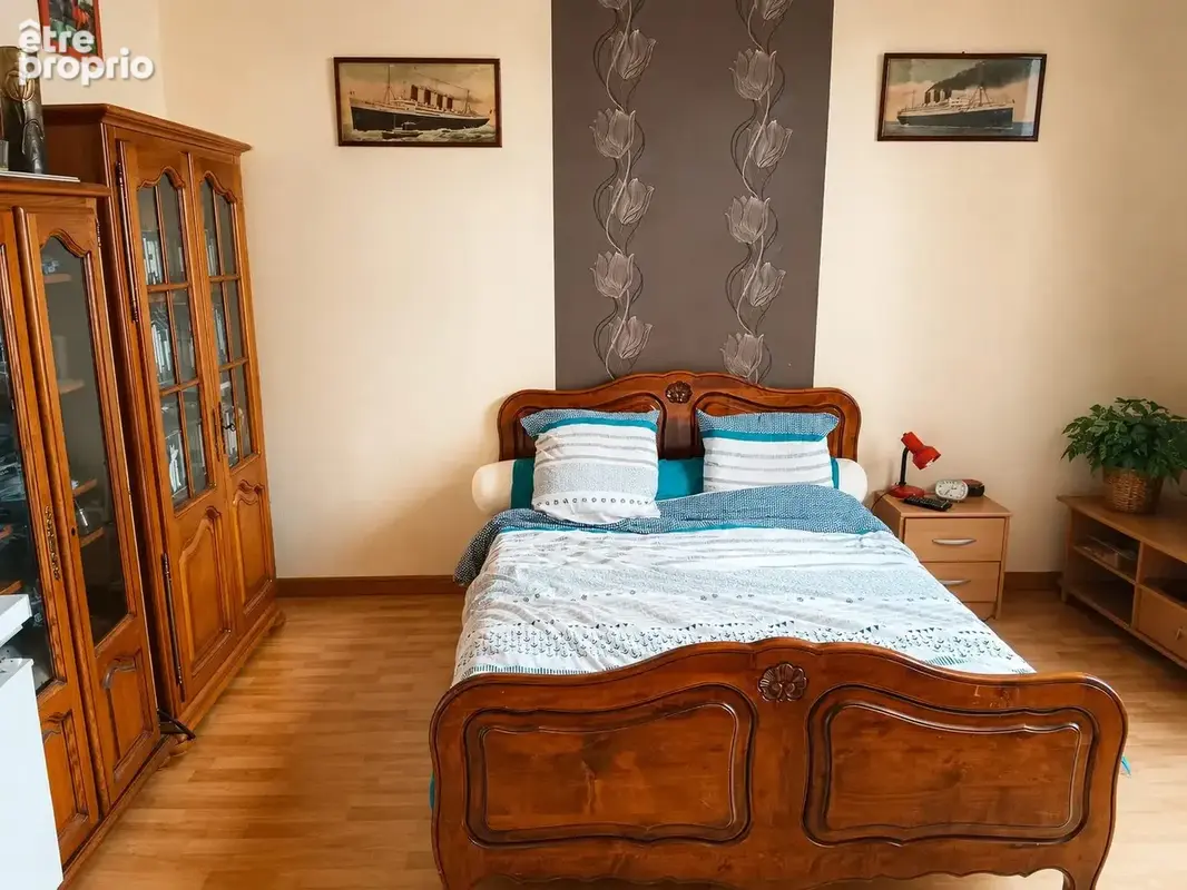 Maison 318 m² à Vivonne  - photo 5