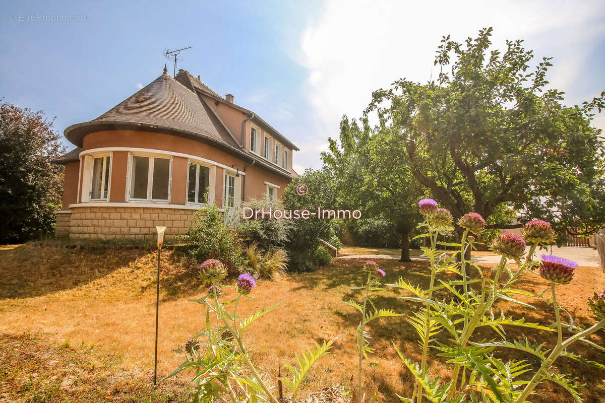 Maison 144 m² à Illiers-L'eveque  - photo 2