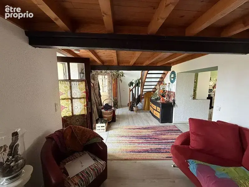 Appartement 143 m² à Chambeon  - photo 6