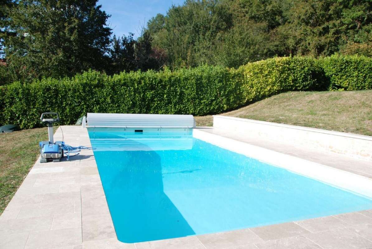 Maison 190 m² à Cras  - photo 2