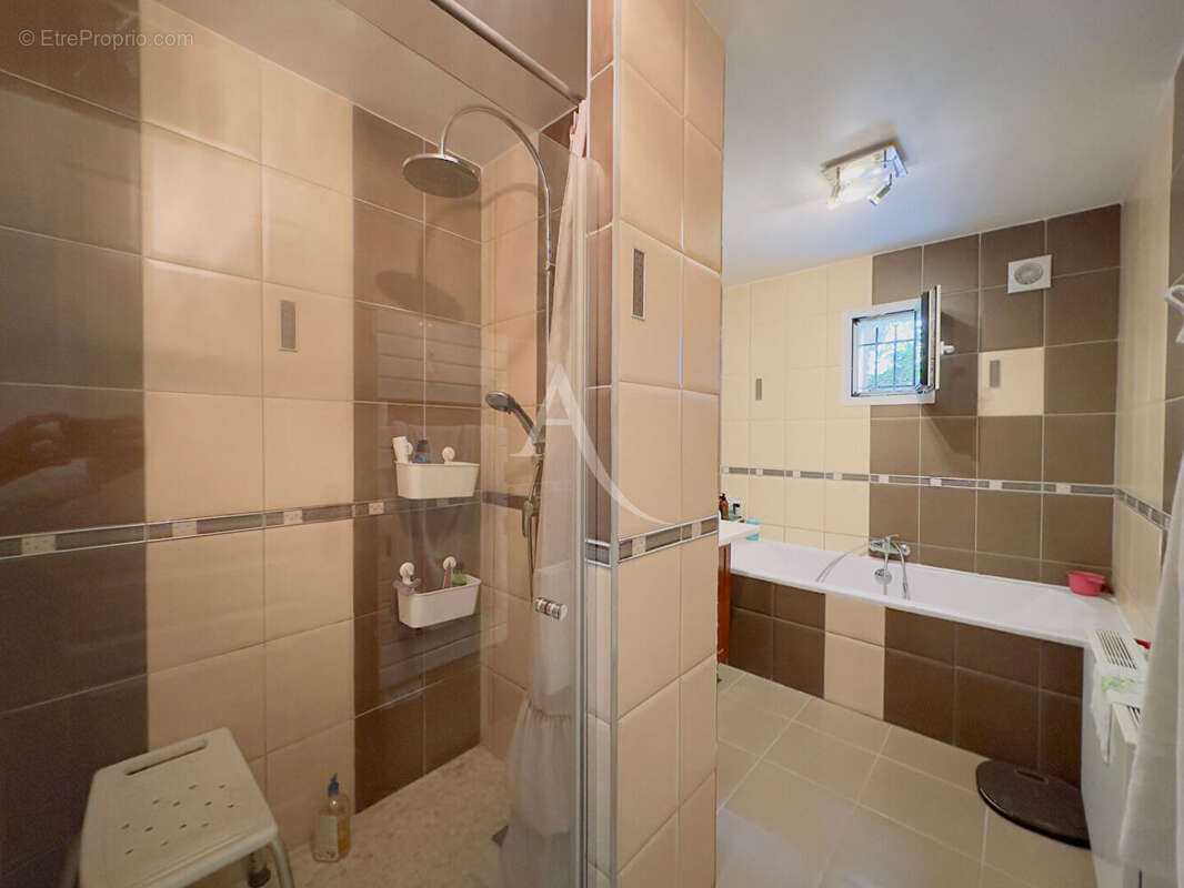 Maison à VENANSAULT