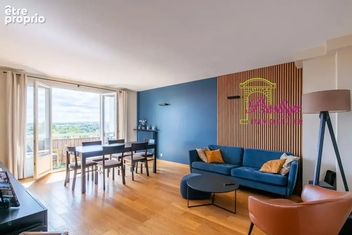 Photo Appartement à Le Mesnil-Le-Roi au prix de 457 000€