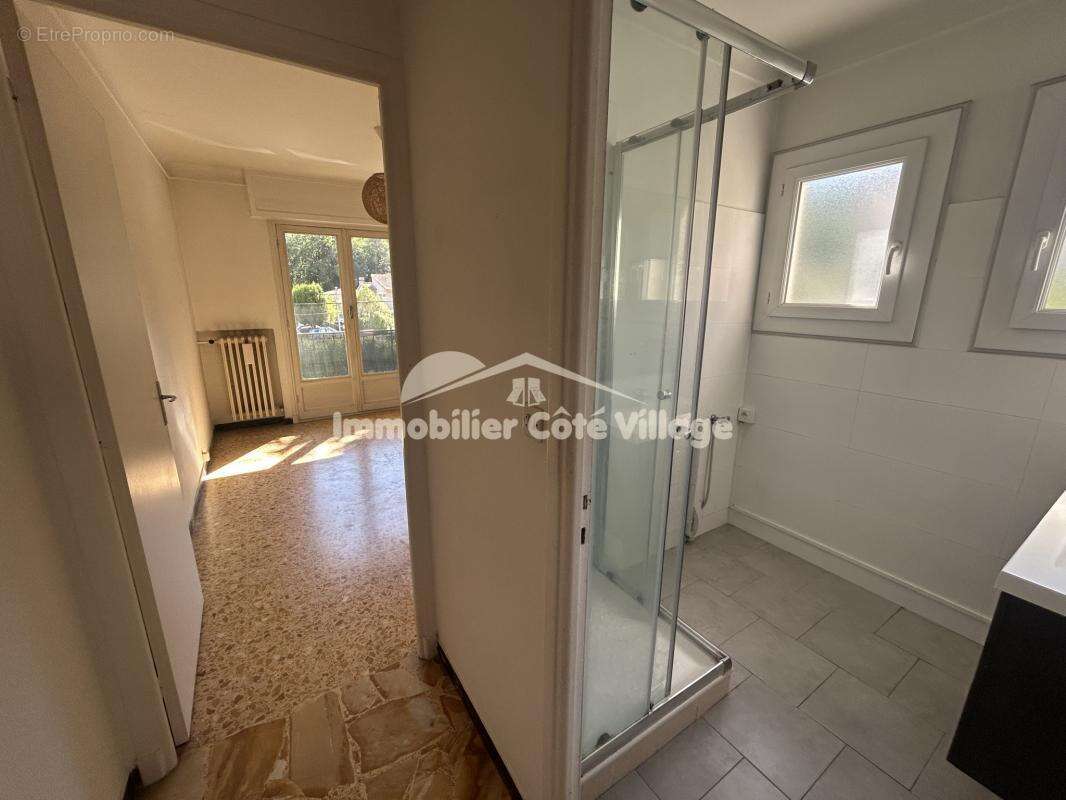 3 pieces - 63m2 - terrasse emplacement ideal - photo 6
