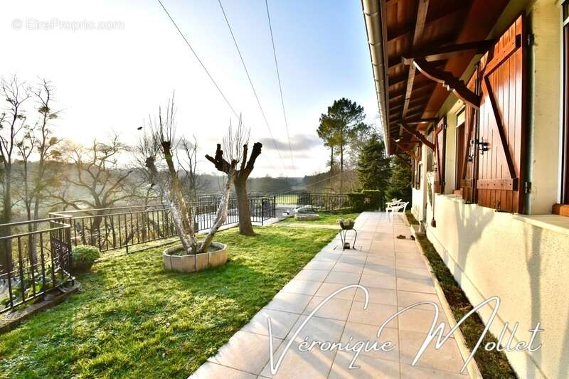 Maison à LIGNAN-DE-BORDEAUX