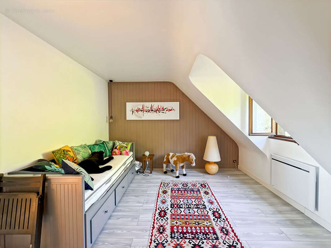 Maison à FOLLAINVILLE-DENNEMONT