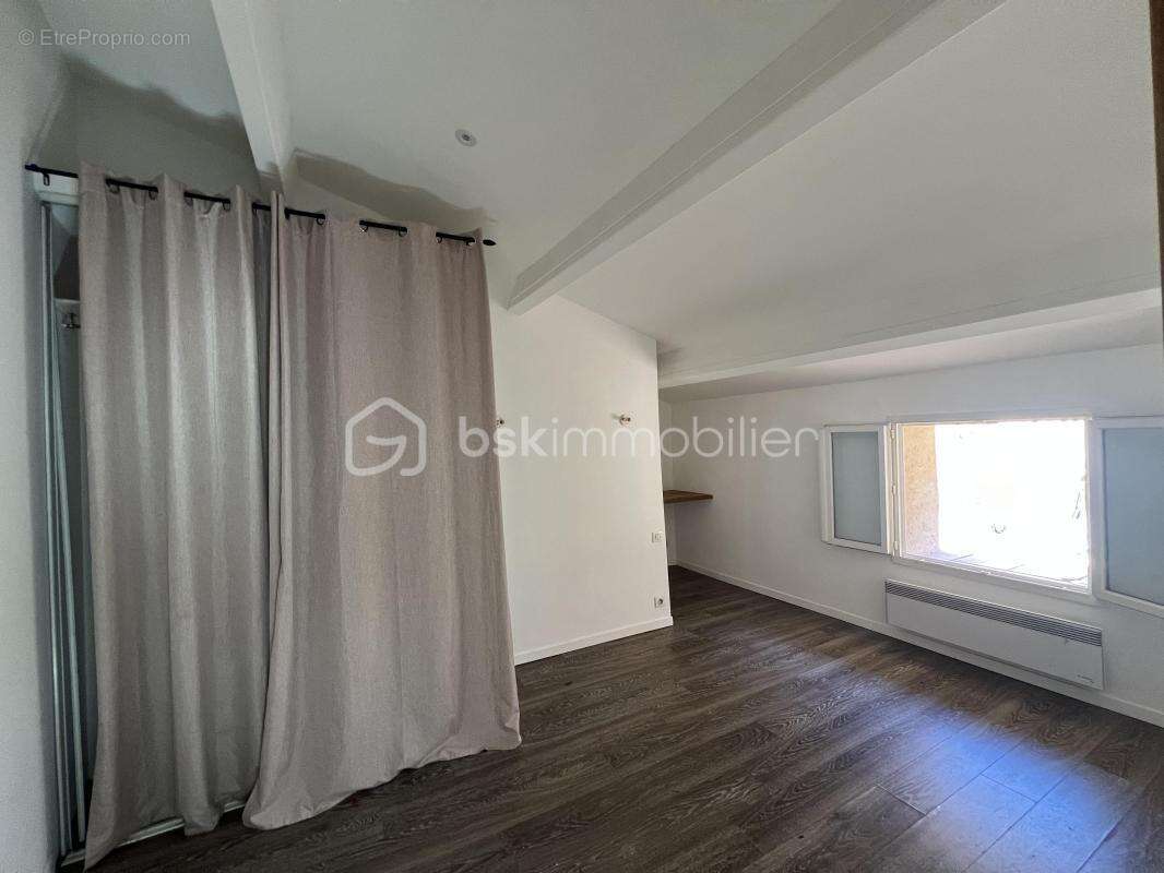 Appartement à FAYENCE