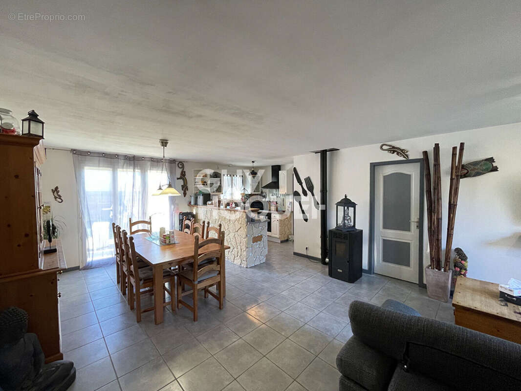 Maison à PARENTIS-EN-BORN