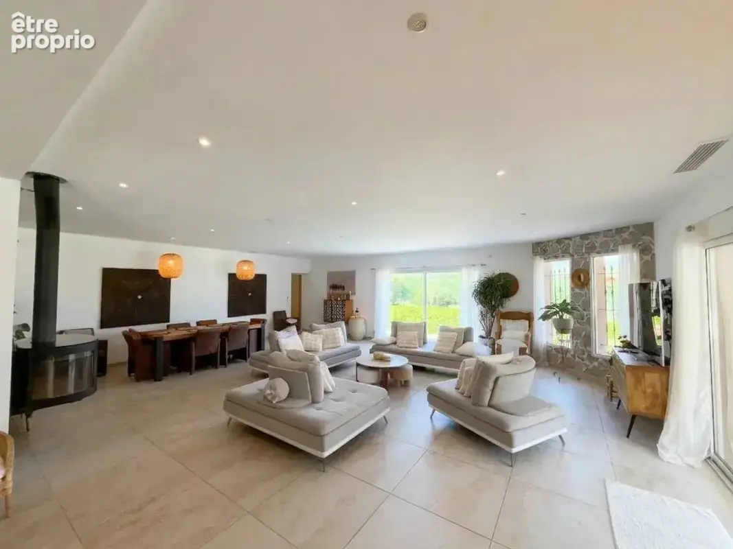 Villa d’exception en Provence - Élégance, espace et art de vivre - photo 7