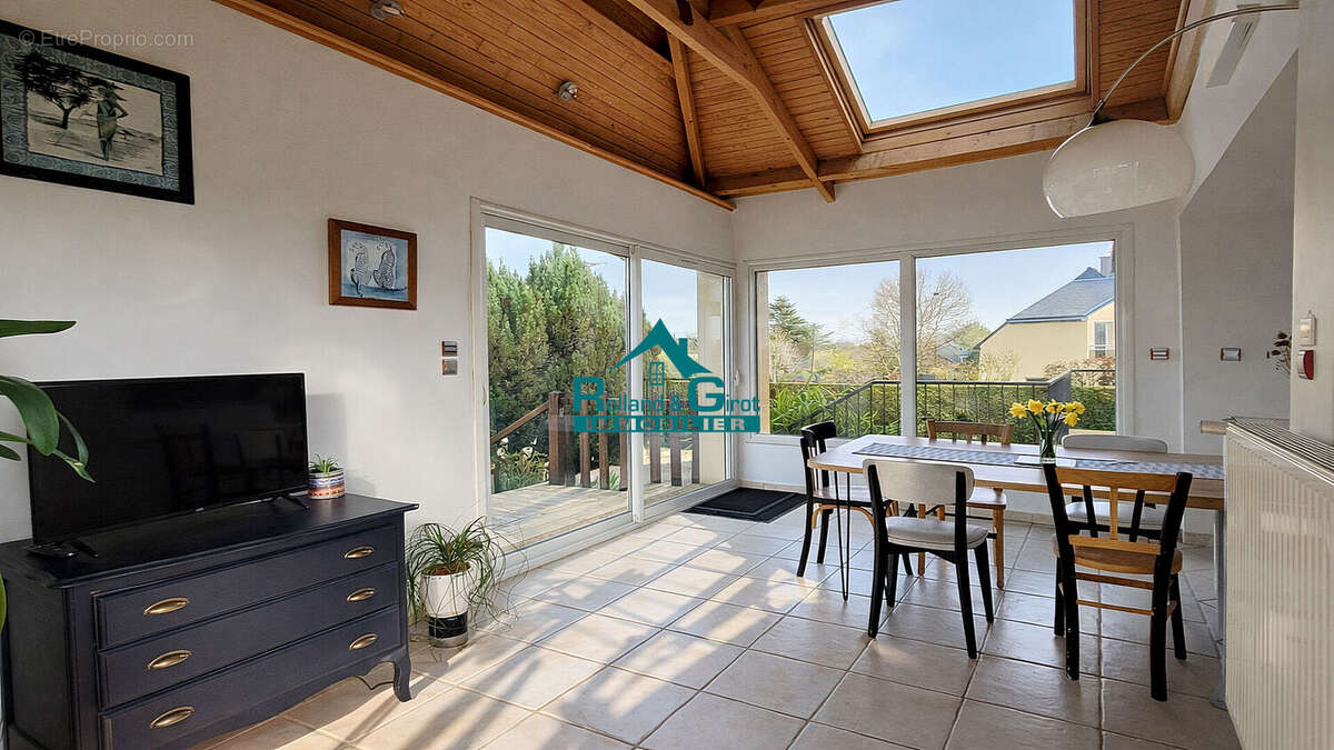 Maison à LA BOUEXIERE