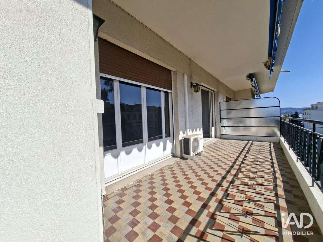 Photo 2 - Appartement à NICE