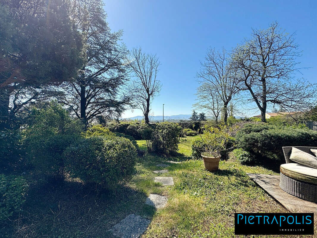 Maison à SAINT-LAURENT-D'AGNY