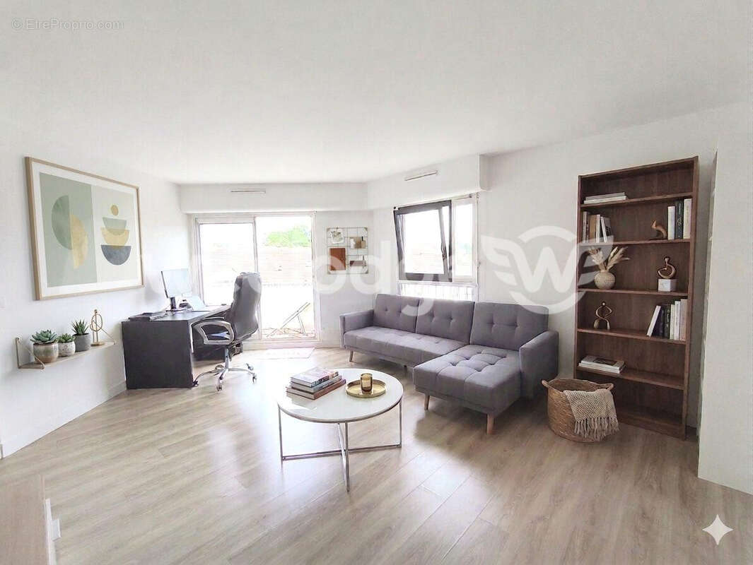 Appartement à VERNEUIL-SUR-SEINE