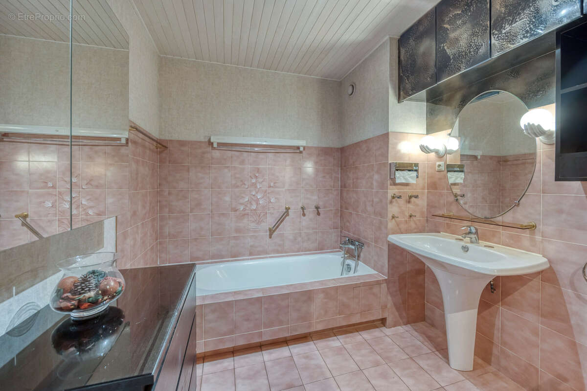 Appartement à SAINT-EGREVE